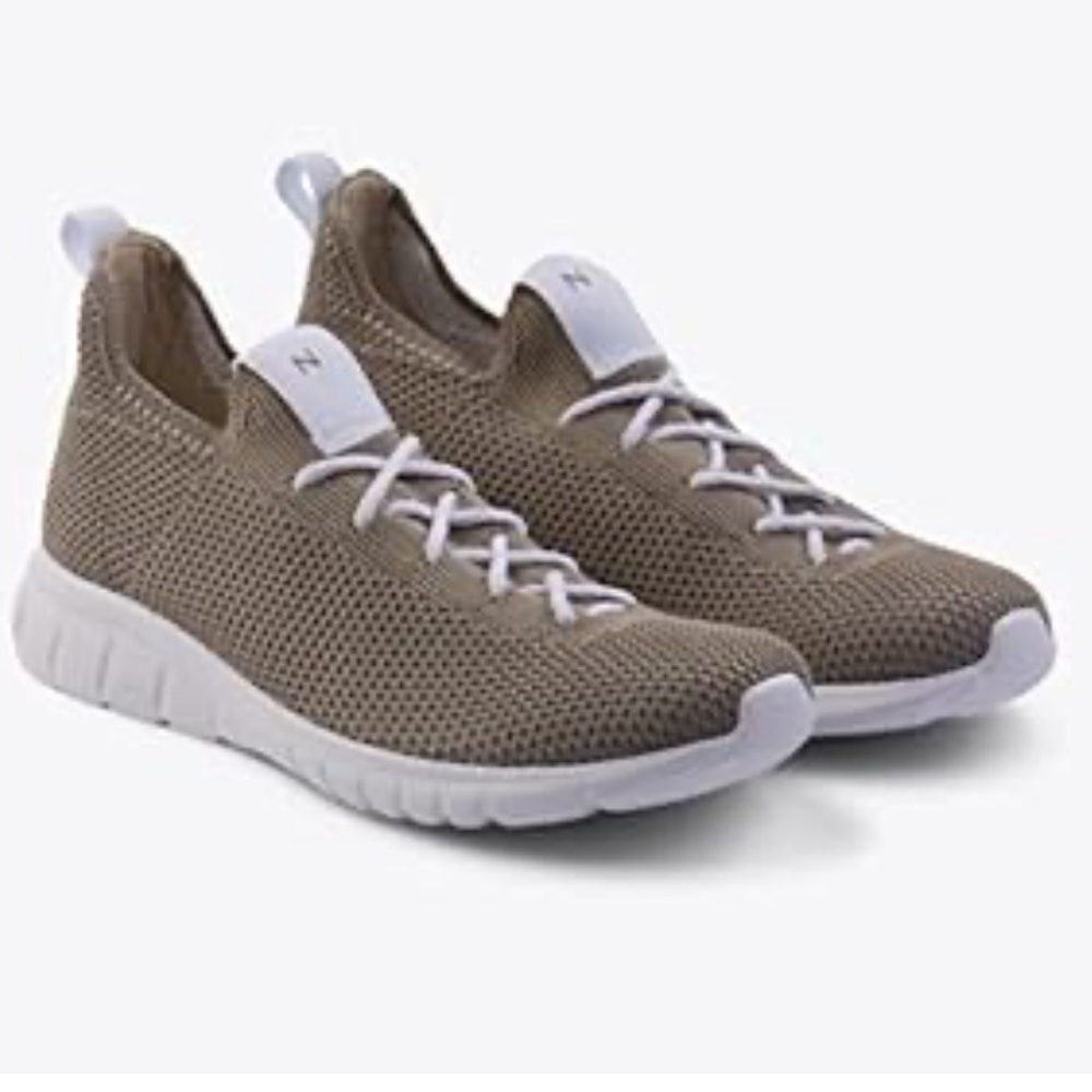 Nisolo Athleisure Eco-Knit Sneaker‎ in Gray Size 7.5 NEW